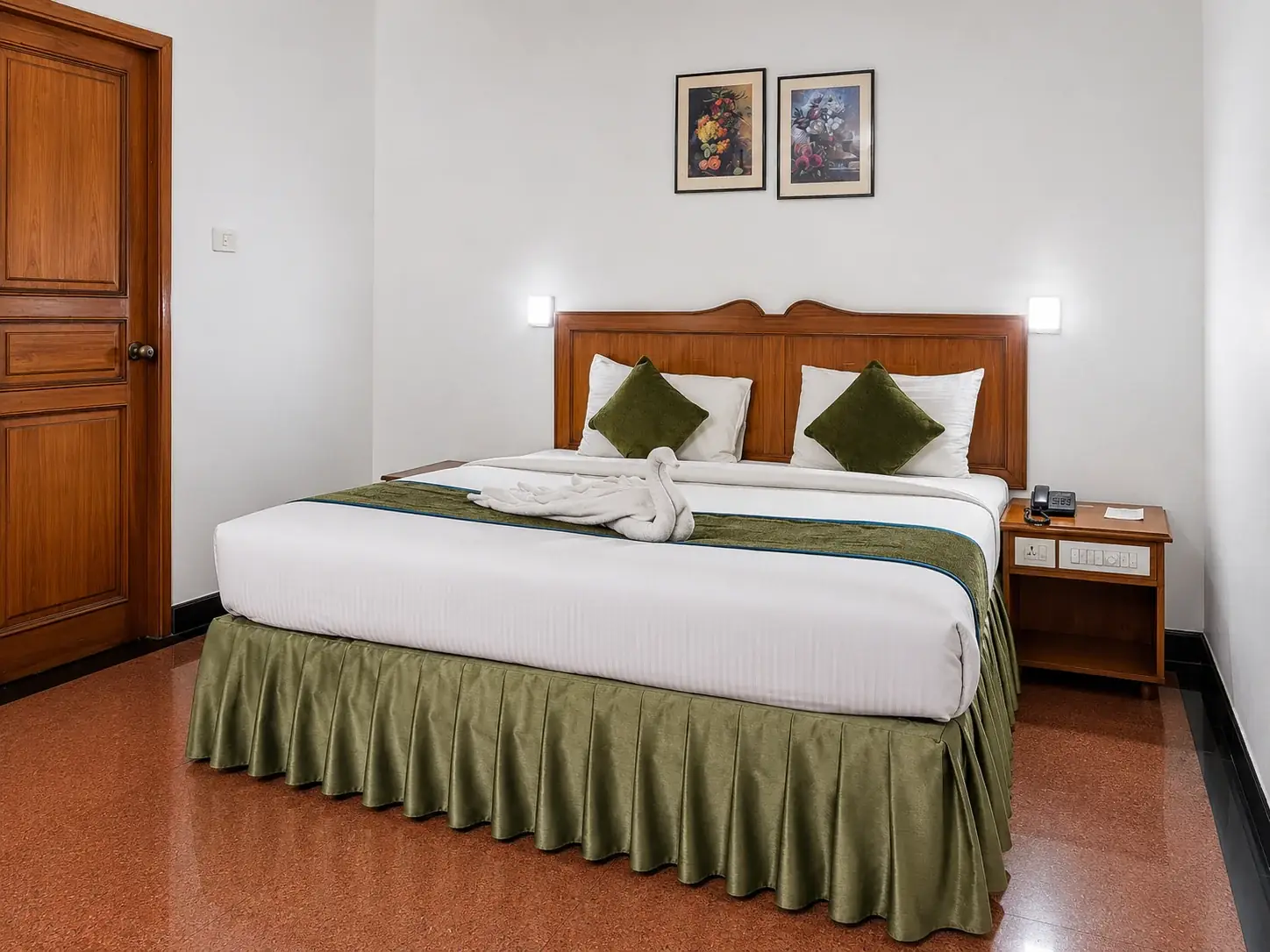 Captain Suite Interior