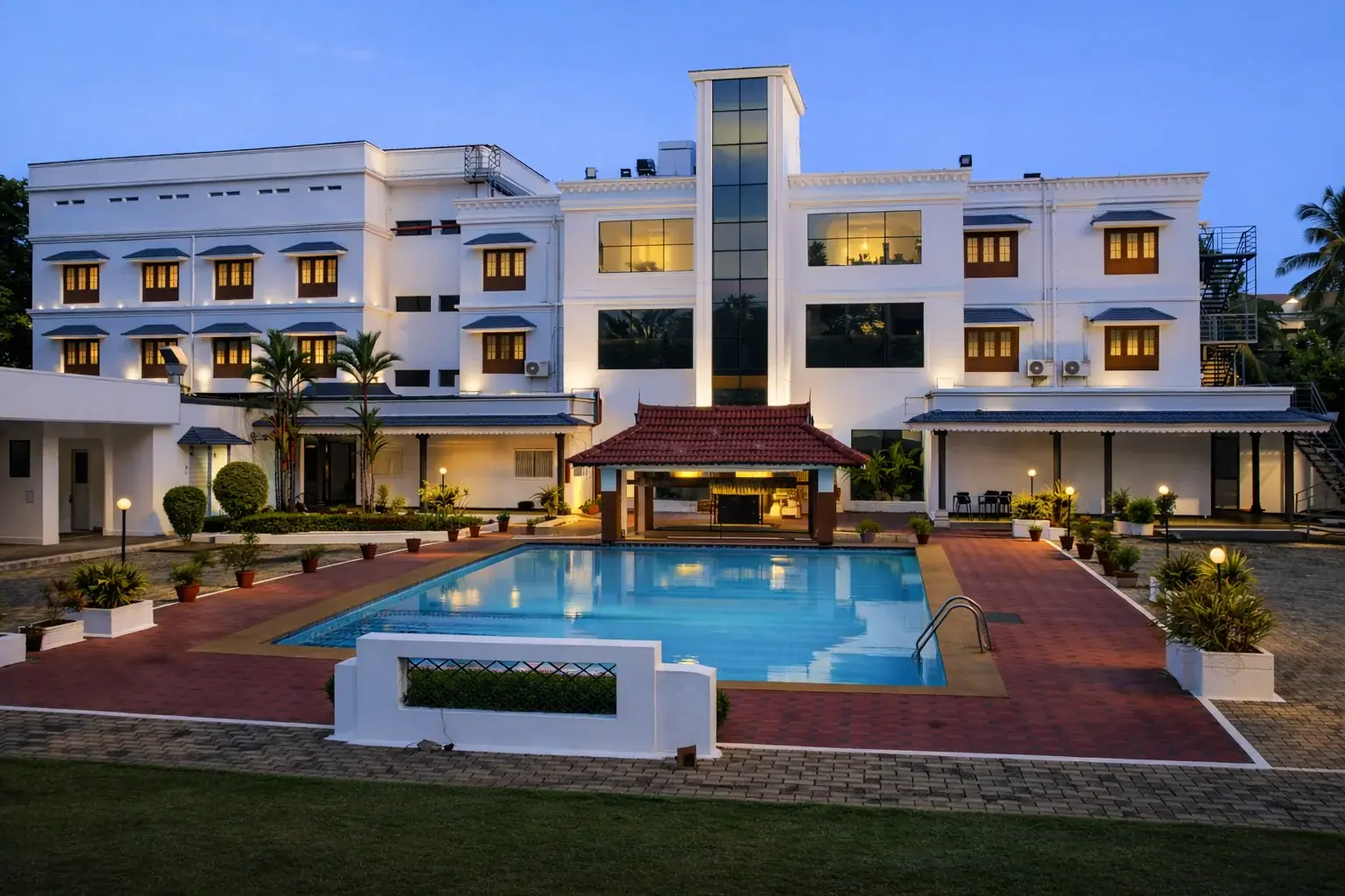 Outdoor swimming pool